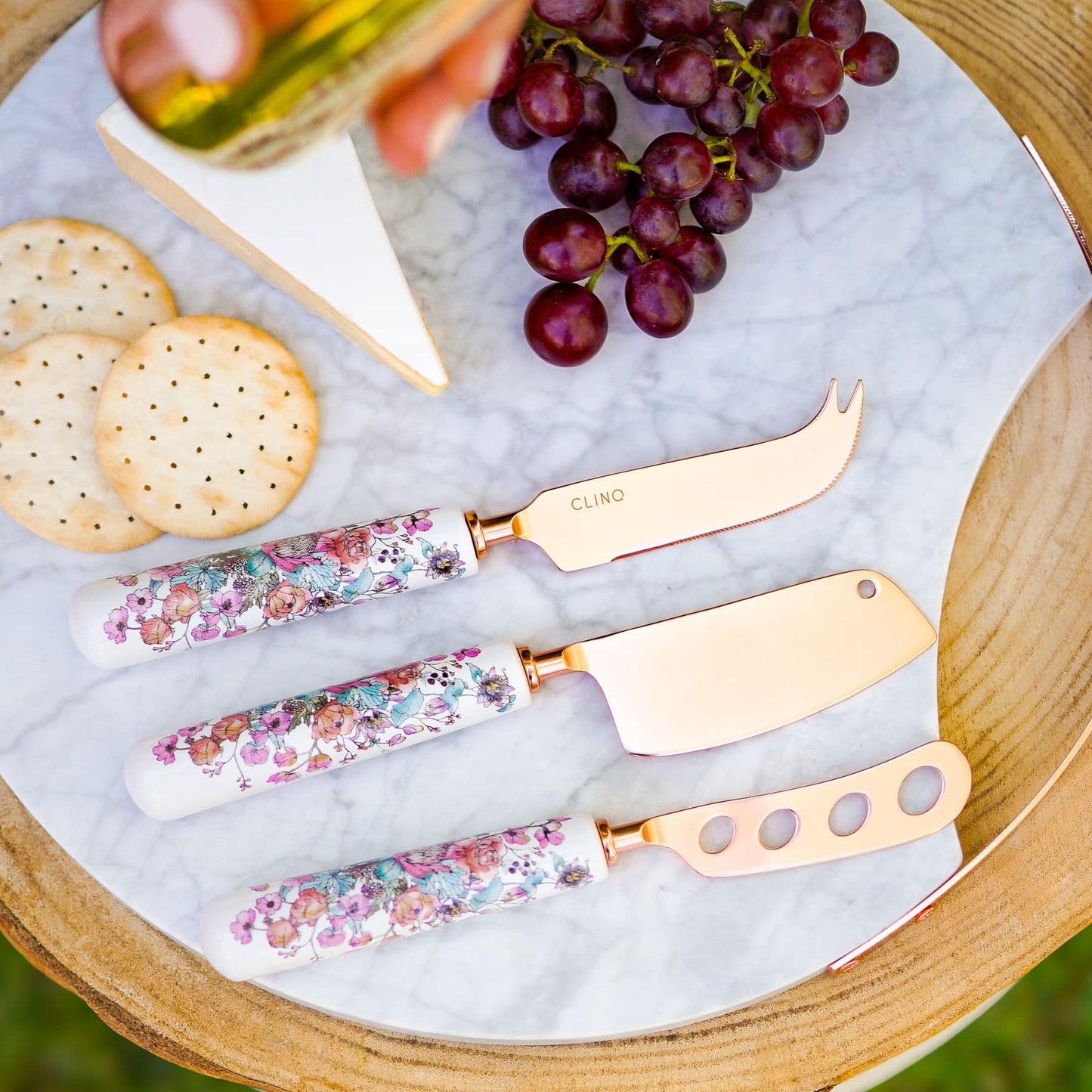 Clinq Barware & Serving Ware